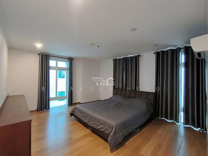 Wattana Suite, Bangkok, Soi Sukhumvit 15, Khlongtoei Nua, Watthana, Bangkok, 3 Bedrooms, 267 sqm, Condo For Rent, by Bulakorn Heng, 500273362 - DDproperty.com