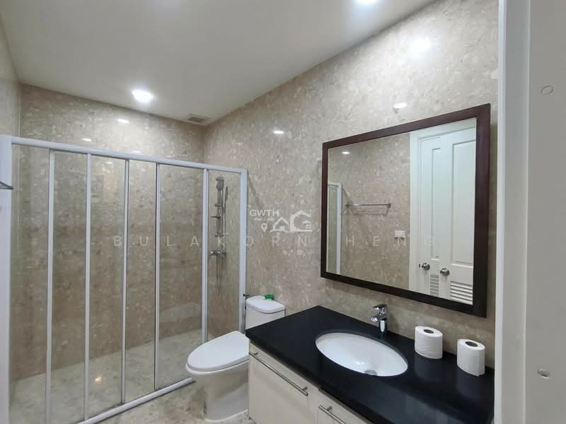 Wattana Suite, Bangkok, Soi Sukhumvit 15, Khlongtoei Nua, Watthana, Bangkok, 3 Bedrooms, 267 sqm, Condo For Rent, by Bulakorn Heng, 500273362 - DDproperty.com