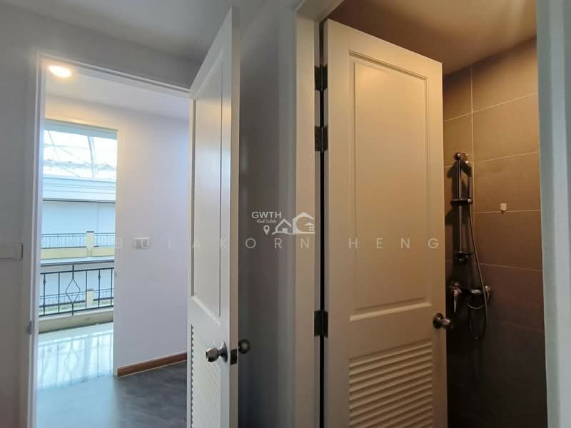 Wattana Suite, Bangkok, Soi Sukhumvit 15, Khlongtoei Nua, Watthana, Bangkok, 3 Bedrooms, 267 sqm, Condo For Rent, by Bulakorn Heng, 500273362 - DDproperty.com