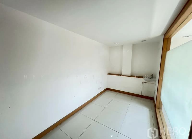 For Rent Retail Space 165 sqm in Khlong Tan Nuea, Watthana, Bangkok BTS Phrom Phong HRE00570, Bangkok, Khlong Tan Nua, Watthana, Bangkok, , 165 sqm, Retail Space For Rent, by Hero Realtor Co., Ltd., 500273415 - DDproperty.com