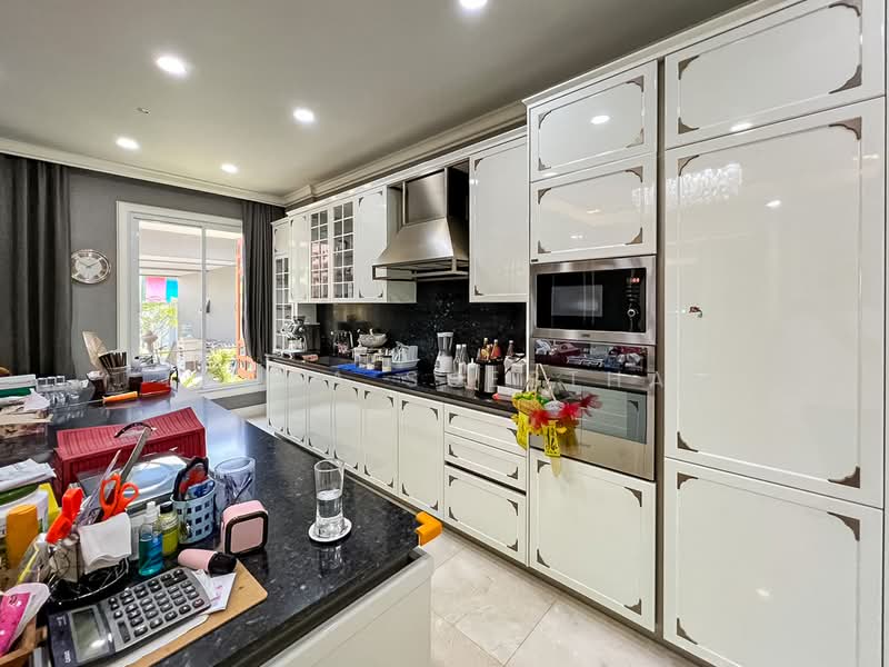 บ้านเดี่ยวหรู คฤหาสน์ ในซอย แสงหวี5, Bangkok, Thung Song Hong, Lak Si, Bangkok, 4 Bedrooms, 750 sqm, Single Detached House For Sale, by Ladda Suebthai, 500273437 - DDproperty.com