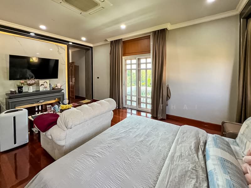 บ้านเดี่ยวหรู คฤหาสน์ ในซอย แสงหวี5, Bangkok, Thung Song Hong, Lak Si, Bangkok, 4 Bedrooms, 750 sqm, Single Detached House For Sale, by Ladda Suebthai, 500273437 - DDproperty.com