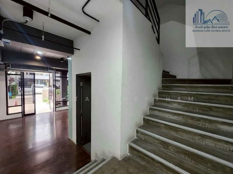undefined, Bangkok, Phlapphla, Wang Thonglang, Bangkok, 4 Bedrooms, 462 sqm, Single Detached House For Rent, by Ramita  Theptham, 500273445 - DDproperty.com