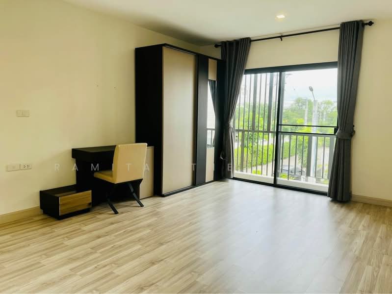 Villa Albero Rama 9, Bangkok, Krungthep Kreetha Road, Saphan Sung, Saphan Sung, Bangkok, 3 Bedrooms, 204 sqm, Townhouse For Rent, by Ramita  Theptham, 500273449 - DDproperty.com