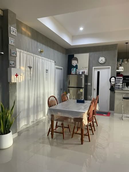 4-BR House, Bangkok, Si Khan, Don Mueang, Bangkok, 4 Bedrooms, 300 sqm, Single Detached House For Rent, by Ramita  Theptham, 500273482 - DDproperty.com