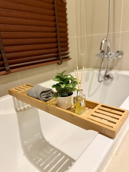 Noble 09 Ruamrudee, Bangkok, Soi Ruamrudee, Lumphini, Pathum Wan, Bangkok, 1 Bedroom, 58 sqm, Condo For Rent, by Agentbkk, 500273499 - DDproperty.com