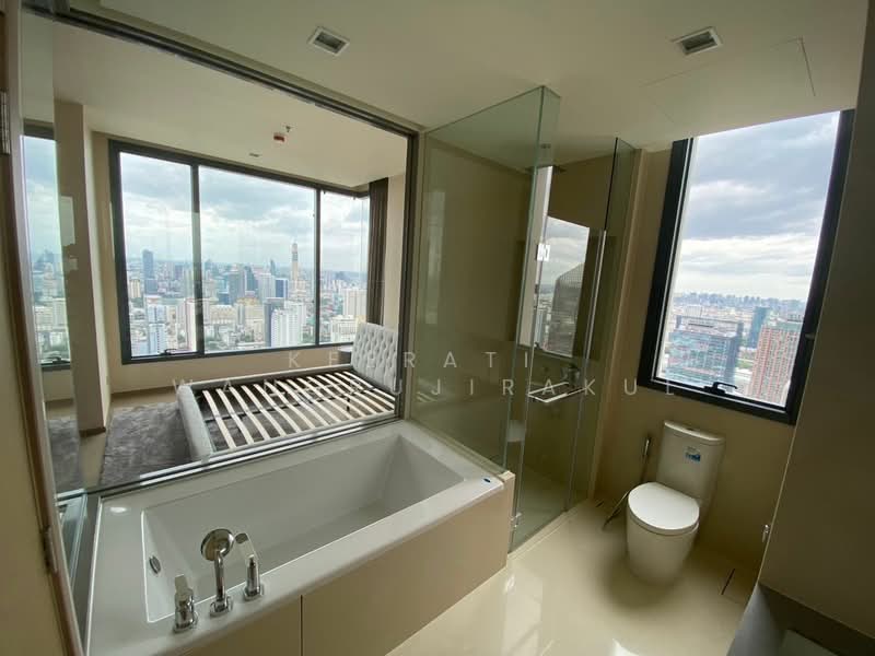 The Esse Asoke, Bangkok, 333 Soi Sukhumvit 21, Sukhumvit Road, Khlongtoei Nua, Watthana, Bangkok, 2 Bedrooms, 76 sqm, Condo For Sale, by Keerati  Wangrujirakul, 500273536 - DDproperty.com