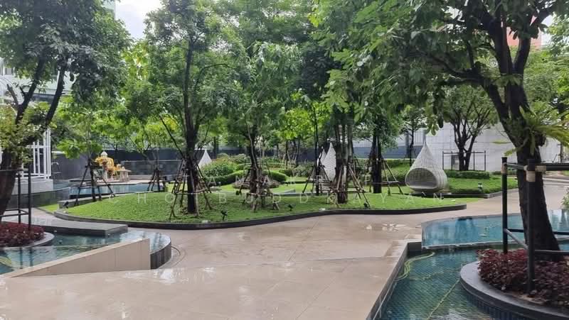 Life Ratchadapisek, Bangkok, 279 Ratchadapisaek Road, Huai Khwang, Huai Khwang, Bangkok, 1 Bedroom, 31 sqm, Condo For Rent, by Tanakrit Chotbuddkayan, 500273550 - DDproperty.com