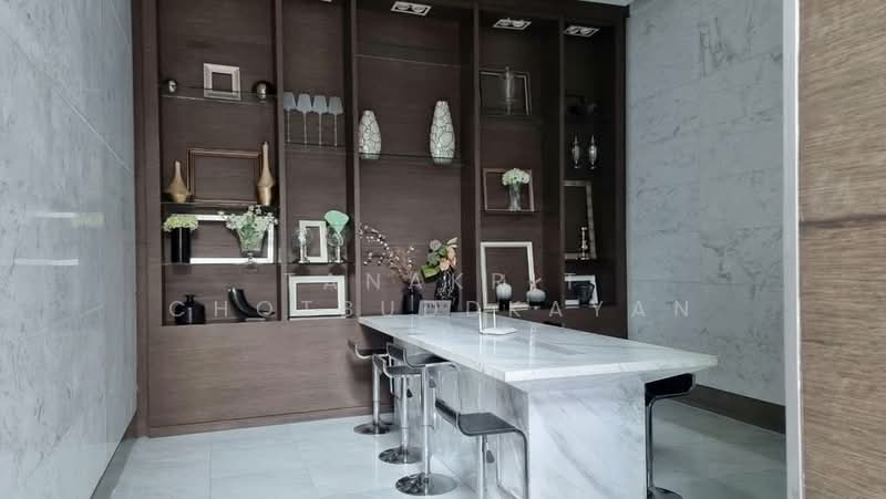 Life Ratchadapisek, Bangkok, 279 Ratchadapisaek Road, Huai Khwang, Huai Khwang, Bangkok, 1 Bedroom, 31 sqm, Condo For Rent, by Tanakrit Chotbuddkayan, 500273550 - DDproperty.com