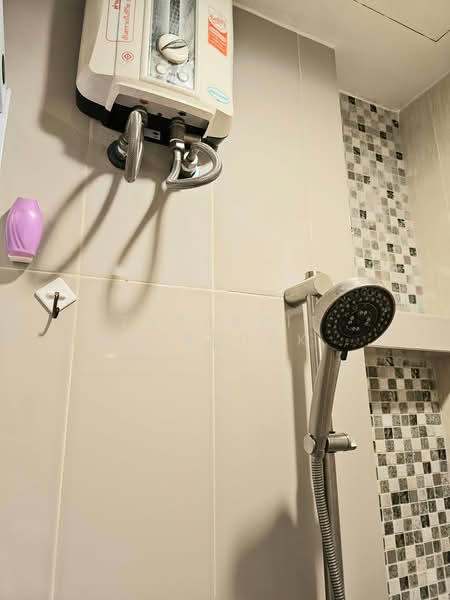 Life Ratchadapisek, Bangkok, 279 Ratchadapisaek Road, Huai Khwang, Huai Khwang, Bangkok, 1 Bedroom, 31 sqm, Condo For Rent, by Tanakrit Chotbuddkayan, 500273550 - DDproperty.com