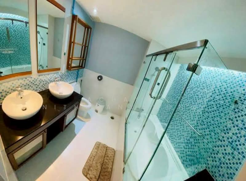 The Roof Garden Onnut, Bangkok, 697 Soi Sukhumvit 50, Phra Kanong, Khlong Toei, Bangkok, 2 Bedrooms, 65 sqm, Condo For Rent, by Achaya Nithipanyawong, 500273555 - DDproperty.com