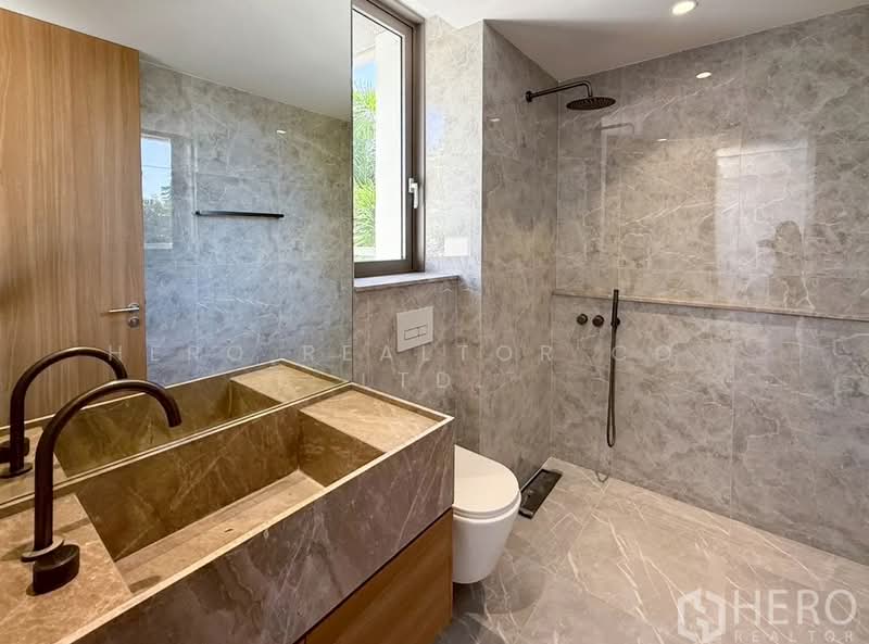For Rent Luxury Home Office BTS Phra Khanong Bangkok HRE00659, กรุงเทพ, สุขุมวิท, พระโขนงเหนือ, วัฒนา, กรุงเทพ, 547 ตร.ม., ทาวน์เฮ้าส์ ให้เช่า, โดย Hero Realtor Co., Ltd., 500273580 - DDproperty.com