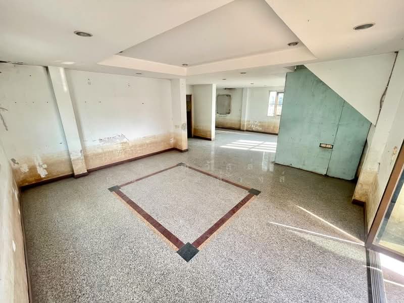 ขาย บ้านเดี่ยว 2 ชั้น หลังมุม หมู่บ้าน ศรีเมืองทอง บางบัวทอง, Nonthaburi, Bang Rak Pattana, Bang Bua Thong, Nonthaburi, 4 Bedrooms, 150 sqm, Single Detached House For Sale, by กรณวัสส์ กัณฑวัสส์วงส์, 500273583 - DDproperty.com