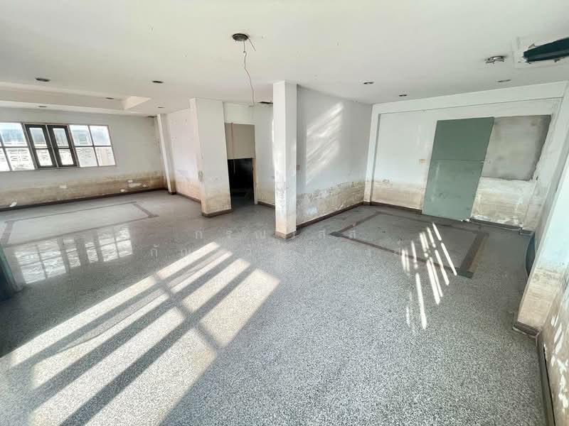 ขาย บ้านเดี่ยว 2 ชั้น หลังมุม หมู่บ้าน ศรีเมืองทอง บางบัวทอง, Nonthaburi, Bang Rak Pattana, Bang Bua Thong, Nonthaburi, 4 Bedrooms, 150 sqm, Single Detached House For Sale, by กรณวัสส์ กัณฑวัสส์วงส์, 500273583 - DDproperty.com