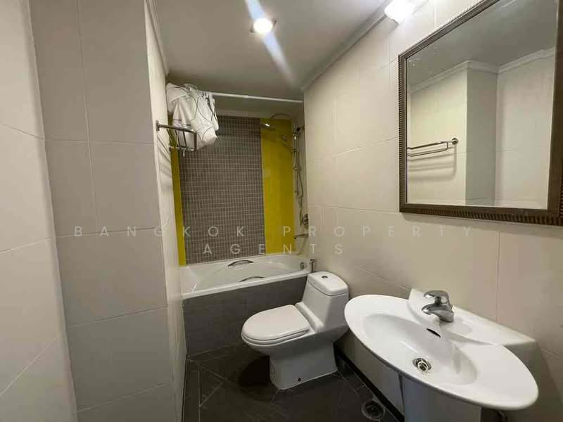 Cross Creek, Bangkok, Soi Ekkamai 10, Intersection 2, Phra Kanong Nua, Watthana, Bangkok, 3 Bedrooms, 200 sqm, Condo For Rent, by BANGKOK PROPERTY AGENTS, 500273591 - DDproperty.com