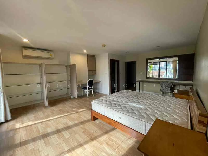 Cross Creek, Bangkok, Soi Ekkamai 10, Intersection 2, Phra Kanong Nua, Watthana, Bangkok, 3 Bedrooms, 200 sqm, Condo For Rent, by BANGKOK PROPERTY AGENTS, 500273591 - DDproperty.com