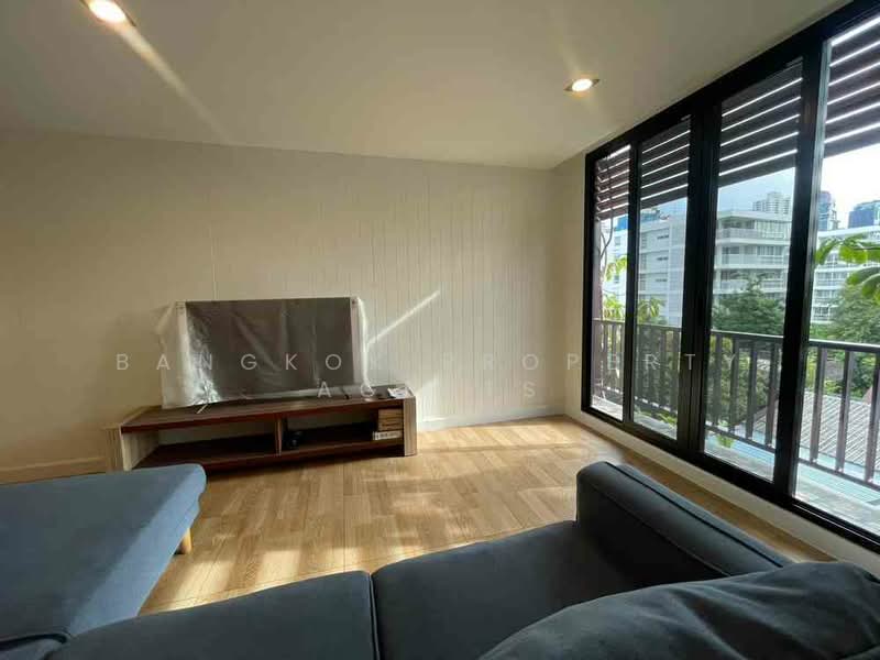 Cross Creek, Bangkok, Soi Ekkamai 10, Intersection 2, Phra Kanong Nua, Watthana, Bangkok, 3 Bedrooms, 200 sqm, Condo For Rent, by BANGKOK PROPERTY AGENTS, 500273591 - DDproperty.com