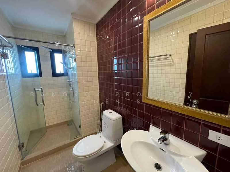 Cross Creek, Bangkok, Soi Ekkamai 10, Intersection 2, Phra Kanong Nua, Watthana, Bangkok, 3 Bedrooms, 200 sqm, Condo For Rent, by BANGKOK PROPERTY AGENTS, 500273591 - DDproperty.com