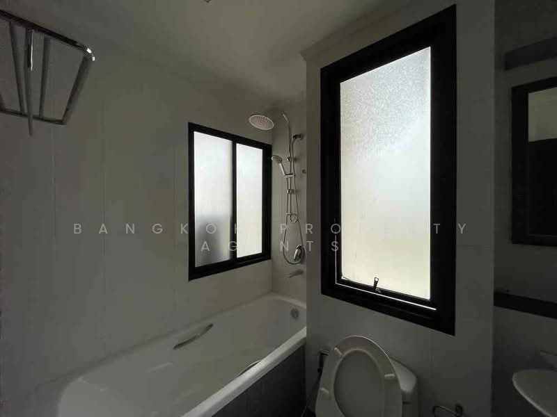 Cross Creek, Bangkok, Soi Ekkamai 10, Intersection 2, Phra Kanong Nua, Watthana, Bangkok, 3 Bedrooms, 200 sqm, Condo For Rent, by BANGKOK PROPERTY AGENTS, 500273591 - DDproperty.com