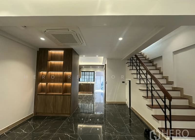ให้เช่าโฮมออฟฟิศ 4 ชั้น 300 ตรม ใกล้ BTS พระโขนง วัฒนา กรุงเทพ hre00569, กรุงเทพ, พระโขนงเหนือ, วัฒนา, กรุงเทพ, 300 ตร.ม., สำนักงาน ให้เช่า, โดย Hero Realtor Co., Ltd., 500273608 - DDproperty.com