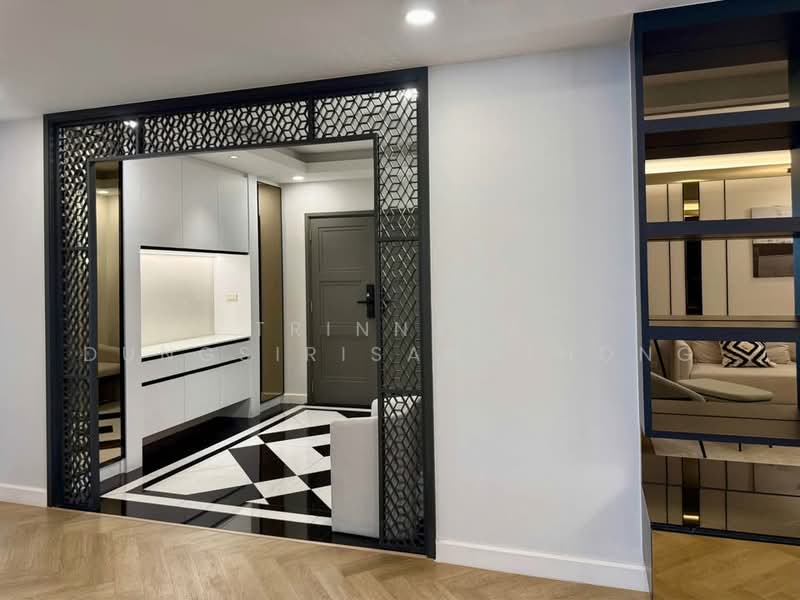 President Park Sukhumvit 24, Bangkok, 99 Sukhumvit 24 Alley, Khlongtoei Nua, Watthana, Bangkok, 3 Bedrooms, 223 sqm, Condo For Sale, by Trinnaya Dungsirisangthong, 500273632 - DDproperty.com