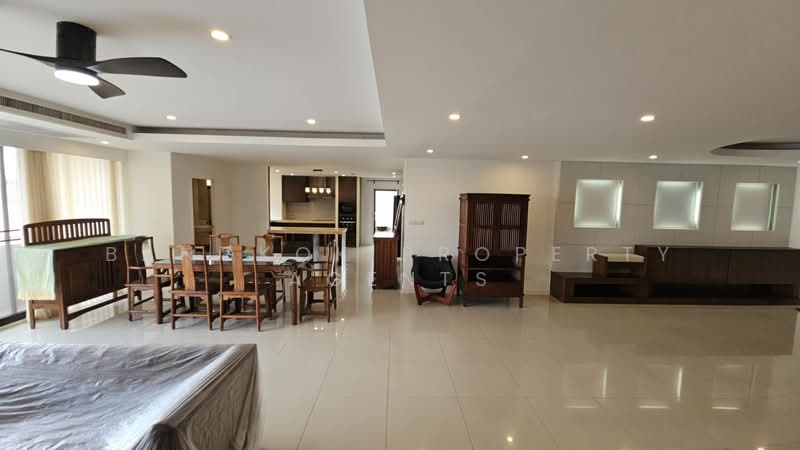 Phatssana Gardens, Bangkok, 19 Soi Ekkamai 6, Sukhumvit 63 Road, Phra Kanong Nua, Watthana, Bangkok, 3 Bedrooms, 345 sqm, Condo For Rent, by BANGKOK PROPERTY AGENTS, 500273651 - DDproperty.com