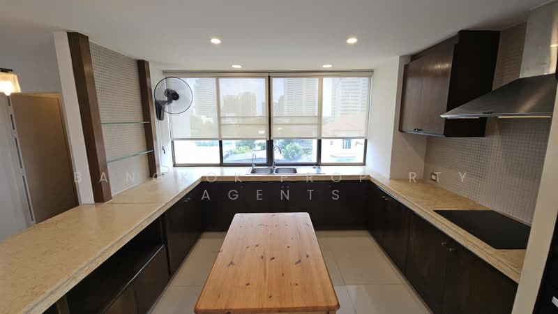 Phatssana Gardens, Bangkok, 19 Soi Ekkamai 6, Sukhumvit 63 Road, Phra Kanong Nua, Watthana, Bangkok, 3 Bedrooms, 345 sqm, Condo For Rent, by BANGKOK PROPERTY AGENTS, 500273651 - DDproperty.com