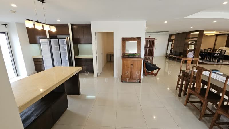 Phatssana Gardens, Bangkok, 19 Soi Ekkamai 6, Sukhumvit 63 Road, Phra Kanong Nua, Watthana, Bangkok, 3 Bedrooms, 345 sqm, Condo For Rent, by BANGKOK PROPERTY AGENTS, 500273651 - DDproperty.com