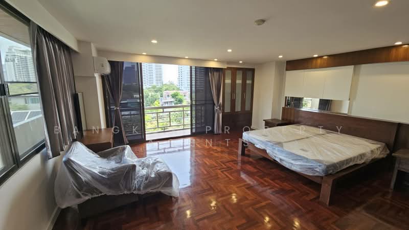 Phatssana Gardens, Bangkok, 19 Soi Ekkamai 6, Sukhumvit 63 Road, Phra Kanong Nua, Watthana, Bangkok, 3 Bedrooms, 345 sqm, Condo For Rent, by BANGKOK PROPERTY AGENTS, 500273651 - DDproperty.com