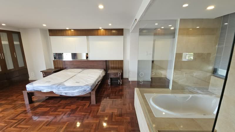 Phatssana Gardens, Bangkok, 19 Soi Ekkamai 6, Sukhumvit 63 Road, Phra Kanong Nua, Watthana, Bangkok, 3 Bedrooms, 345 sqm, Condo For Rent, by BANGKOK PROPERTY AGENTS, 500273651 - DDproperty.com