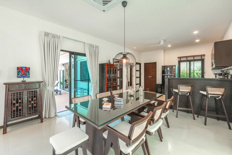 Muang Phuket, Phuket, Talat Nua, Muang Phuket, Phuket, 4 Bedrooms, 646 sqm, Villa For Rent, by สุเทพ รอดด้วยบุญ, 500273658 - DDproperty.com