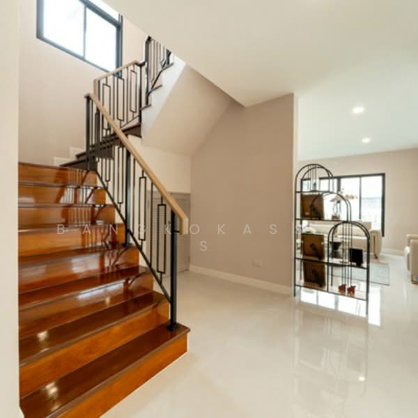 Chonlada Bangbuathong, Nonthaburi, Bang Kruai - Sai Noi Road, Bang Bua Thong, Bang Bua Thong, Nonthaburi, 3 Bedrooms, 338 sqm, Single Detached House For Sale, by bangkokassets, 500273672 - DDproperty.com