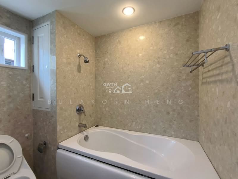 Wattana Suite : วัฒนา สวีท, กรุงเทพ, ซอยสุขุมวิท 15, คลองเตยเหนือ, วัฒนา, กรุงเทพ, 140 ตร.ม., คอนโด ให้เช่า, โดย Bulakorn Heng, 500273688 - DDproperty.com