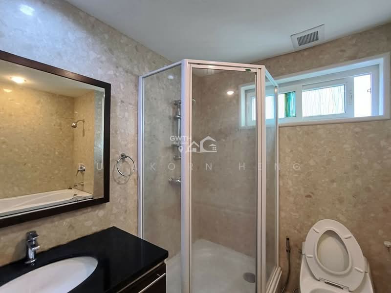 Wattana Suite, Bangkok, Soi Sukhumvit 15, Khlongtoei Nua, Watthana, Bangkok, 3 Bedrooms, 140 sqm, Condo For Rent, by Bulakorn Heng, 500273688 - DDproperty.com