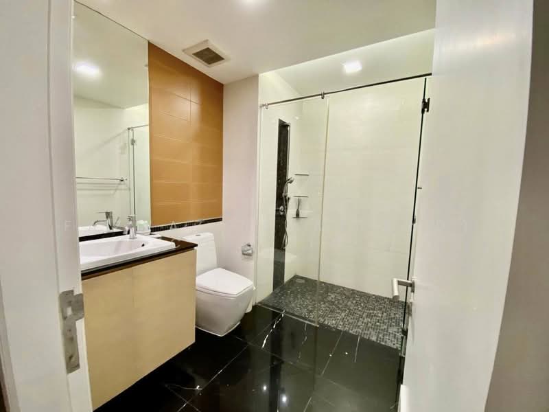 Urbana Sathorn, Bangkok, 55 South Sathorn Road, Thung Maha Mek, Sathon, Bangkok, 2 Bedrooms, 139 sqm, Condo For Rent, by Fazwaz (Thailand) Co., Ltd., 500273719 - DDproperty.com