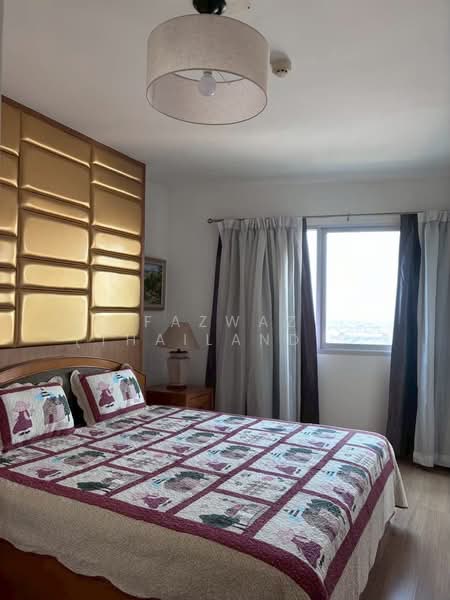 Supalai Park Ekkamai-Thonglor, Bangkok, Petchaburi Road, Bang Kapi, Huai Khwang, Bangkok, 2 Bedrooms, 82 sqm, Condo For Rent, by Fazwaz (Thailand) Co., Ltd., 500273755 - DDproperty.com