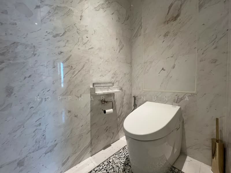 The Residences At Mandarin Oriental, Bangkok, 117 Charoen Nakorn Road, Khlong Ton Sai, Khlong San, Bangkok, 2 Bedrooms, 128 sqm, Condo For Rent, by Noppharuj Nunta, 500273761 - DDproperty.com