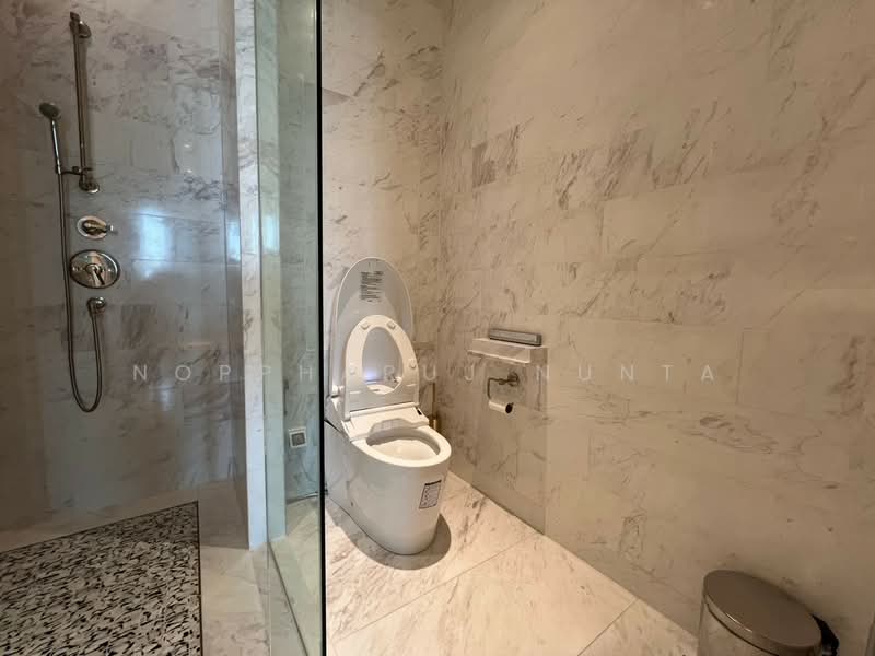 The Residences At Mandarin Oriental : เดอะ เรสซิเดนซ์ แอท แมนดาริน โอเรียนเต็ล, กรุงเทพ, 117 ถนนเจริญนคร, คลองต้นไทร, คลองสาน, กรุงเทพ, 128 ตร.ม., คอนโด ให้เช่า, โดย Noppharuj Nunta, 500273761 - DDproperty.com