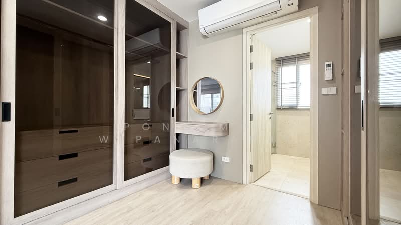 Nue Verse Krungthep Kreetha, Bangkok, Srinakarin - Romklao Road, Saphan Sung, Saphan Sung, Bangkok, 3 Bedrooms, 202 sqm, Townhouse For Rent, by Ponwimol Wipanarapai, 500273774 - DDproperty.com