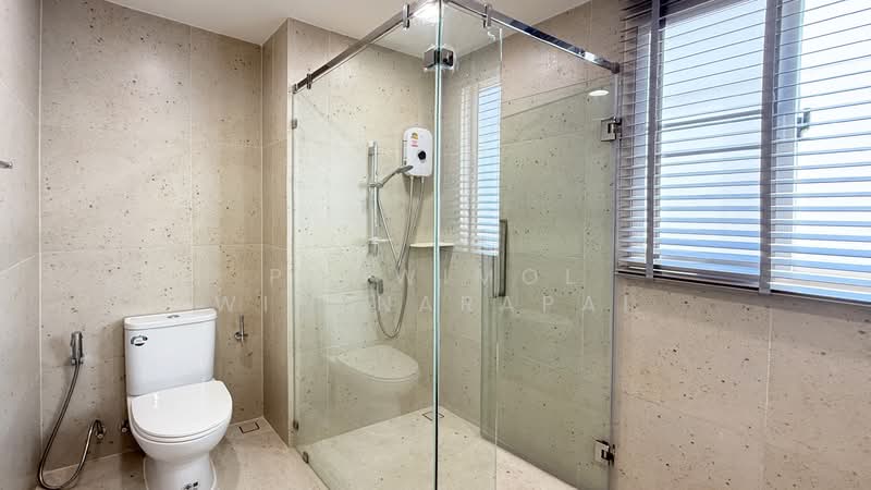 Nue Verse Krungthep Kreetha, Bangkok, Srinakarin - Romklao Road, Saphan Sung, Saphan Sung, Bangkok, 3 Bedrooms, 202 sqm, Townhouse For Rent, by Ponwimol Wipanarapai, 500273774 - DDproperty.com