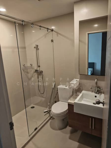 HIVE Taksin, Bangkok, 18 1 Soi, Khlong Ton Sai, Khlong San, Bangkok, 2 Bedrooms, 67 sqm, Condo For Rent, by Pornpan Chantharakasemchai, 500273779 - DDproperty.com