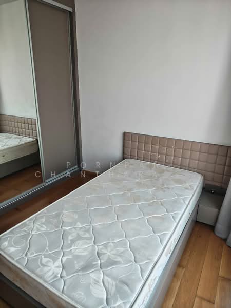 HIVE Taksin, Bangkok, 18 1 Soi, Khlong Ton Sai, Khlong San, Bangkok, 2 Bedrooms, 67 sqm, Condo For Rent, by Pornpan Chantharakasemchai, 500273779 - DDproperty.com