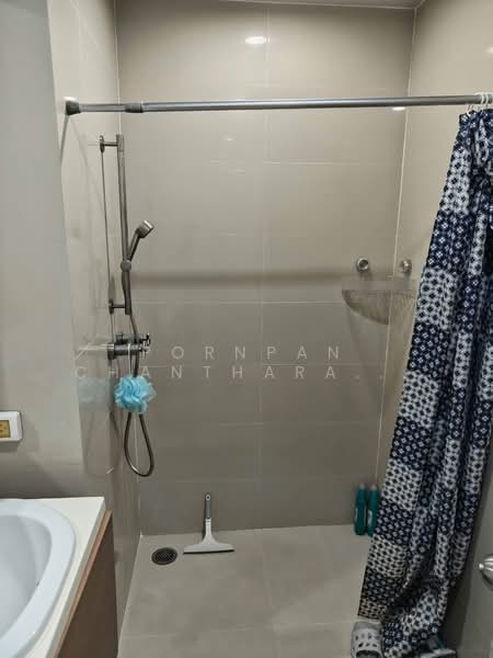 HIVE Taksin, Bangkok, 18 1 Soi, Khlong Ton Sai, Khlong San, Bangkok, 2 Bedrooms, 67 sqm, Condo For Rent, by Pornpan Chantharakasemchai, 500273779 - DDproperty.com