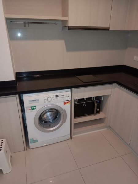 Rhythm Sathorn-Narathiwas, Bangkok, 651 Naradhiwas Rajanagarindra Road, Thung Maha Mek, Sathon, Bangkok, 2 Bedrooms, 55 sqm, Condo For Sale, by Noppharuj Nunta, 500273786 - DDproperty.com