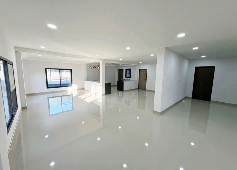 บ้านเดี่ยวพร้อมที่ดินสันป่าตอง เชียงใหม่, Chiang Mai, Yu Wa, San Pa Tong, Chiang Mai, 10+ Bedrooms, 3,500 sqm, Single Detached House For Sale, by The Best Property บอย, 500273789 - DDproperty.com