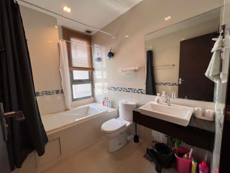 IDEO Q Phayathai, Bangkok, 138 Phayathai Road, Thung Phaya Thai, Ratchathewi, Bangkok, 1 Bedroom, 50 sqm, Condo For Rent, by Noppharuj Nunta, 500273790 - DDproperty.com