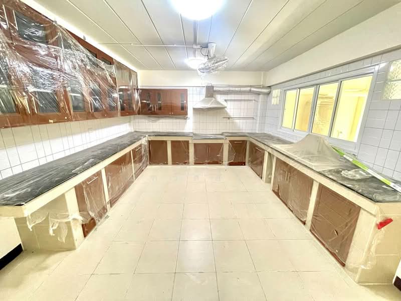 ขาย อาคารพาณิชย์ 2 คูหา โครงการ มั่งมีแสนสุข บางแค, Bangkok, Bang Khae, Bang Khae, Bangkok, , 300 sqm, Shophouse For Sale, by กรณวัสส์ กัณฑวัสส์วงส์, 500273795 - DDproperty.com