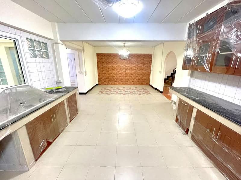 ขาย อาคารพาณิชย์ 2 คูหา โครงการ มั่งมีแสนสุข บางแค, Bangkok, Bang Khae, Bang Khae, Bangkok, , 300 sqm, Shophouse For Sale, by กรณวัสส์ กัณฑวัสส์วงส์, 500273795 - DDproperty.com