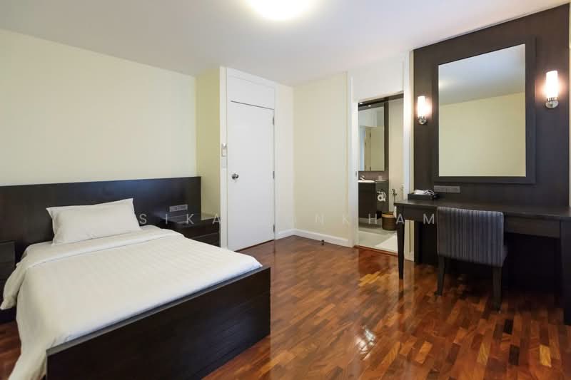 Krystal Court, Bangkok, 23 Soi Sukhumvit 7, Khlongtoei Nua, Watthana, Bangkok, 3 Bedrooms, 216 sqm, Condo For Rent, by Isika Tonkham, 500273805 - DDproperty.com