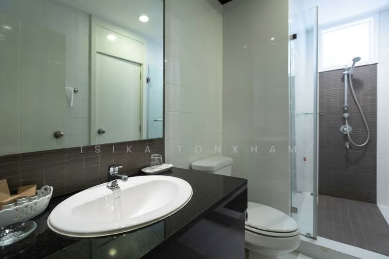 Krystal Court, Bangkok, 23 Soi Sukhumvit 7, Khlongtoei Nua, Watthana, Bangkok, 3 Bedrooms, 216 sqm, Condo For Rent, by Isika Tonkham, 500273805 - DDproperty.com